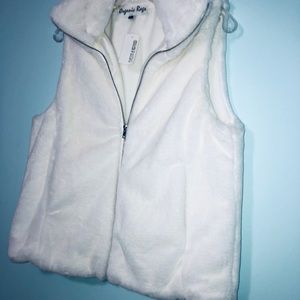 NWT_ Powder Faux Fur Vest_NWT